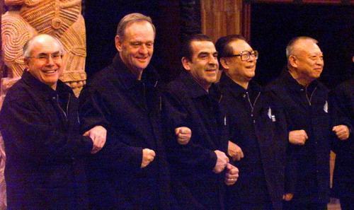 最炫民族風(fēng)：APEC晚宴上的領(lǐng)導(dǎo)人服裝大盤點(diǎn)